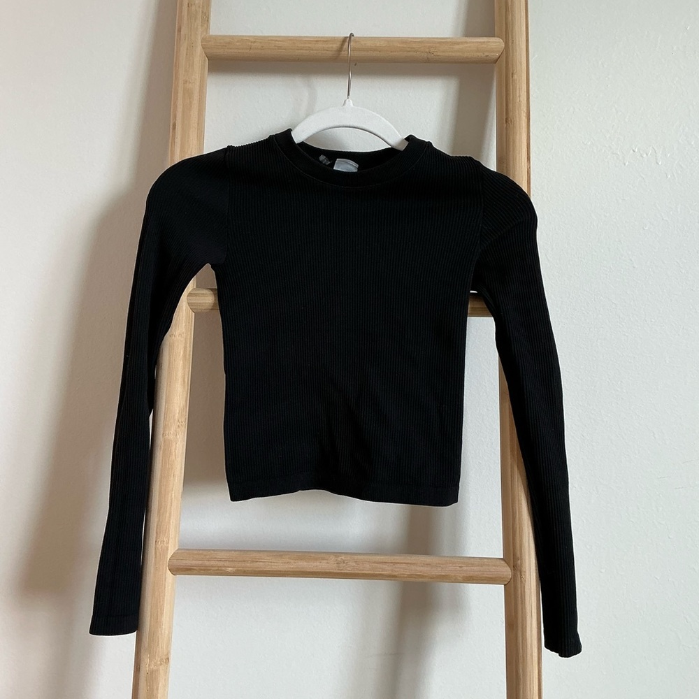 ARITZIA SINCH RIB LONGSLEEVE SIZE XS *never worn